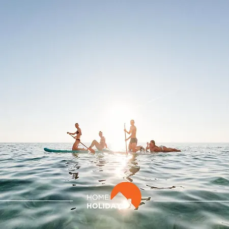 #316 Flat New Town By Holidays Apartament